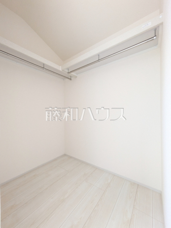 ウォークインクローゼット 【練馬区関町南3丁目】 ウォークインクローゼット 【練馬区関町南3丁目】