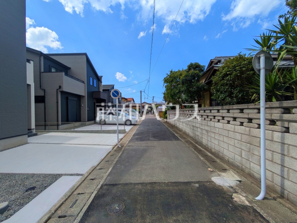 接道状況および現場風景 【福岡市南区西長住2丁目】 接道状況および現場風景 【福岡市南区西長住2丁目】