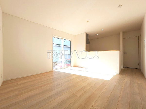 リビング 【立川市若葉町3丁目】 リビング 【立川市若葉町3丁目】