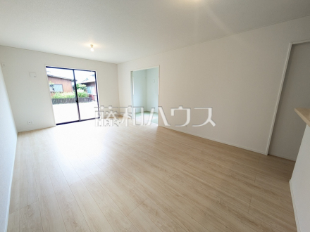 1号棟 リビング 【春日井市如意申町2丁目】/撮影日2026/05/03