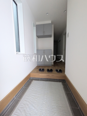 玄関ホール 【狛江市中和泉5丁目】 玄関ホール 【狛江市中和泉5丁目】
