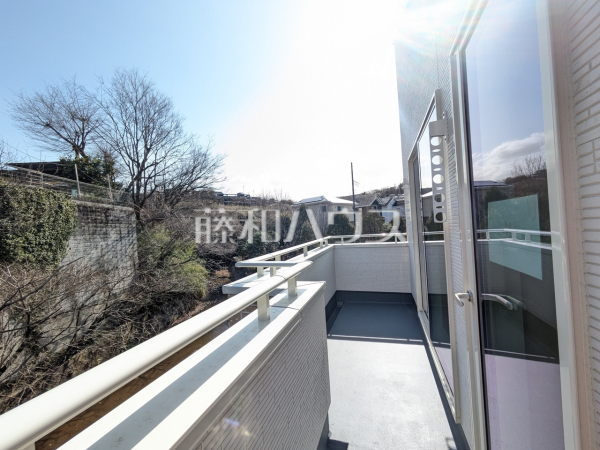 1号棟 バルコニー 【八王子市寺田町】 1号棟 バルコニー 【八王子市寺田町】