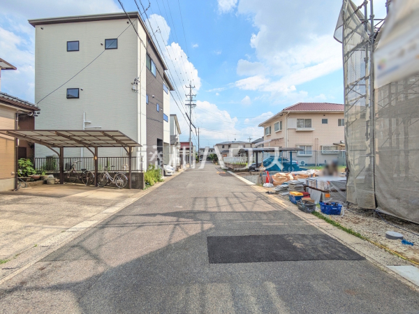 接道状況および現場風景 【春日井市西高山町3丁目】 接道状況および現場風景 【春日井市西高山町3丁目】