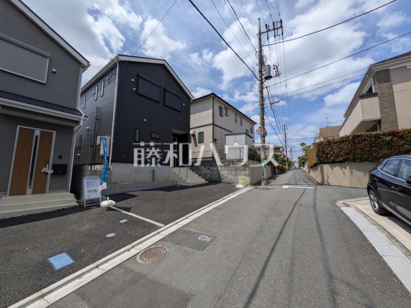 接道状況および現場風景 【三鷹市中原4丁目】 接道状況および現場風景 【三鷹市中原4丁目】