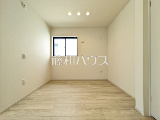 2号棟 リビング 【小金井市貫井南町1丁目】