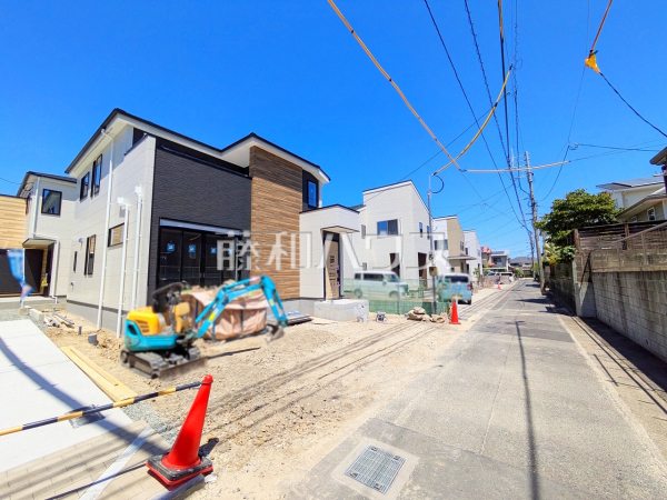 接道状況および現場風景 【福岡市早良区重留1丁目】 接道状況および現場風景 【福岡市早良区重留1丁目】