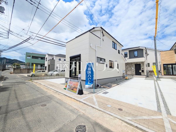 接道状況および現場風景 【福岡市早良区重留1丁目】 接道状況および現場風景 【福岡市早良区重留1丁目】