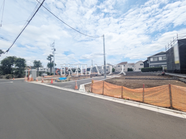 接道状況および現場風景 【西東京市泉町2丁目】 接道状況および現場風景 【西東京市泉町2丁目】