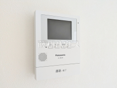 TVモニター付きインターホン 【杉並区成田東5丁目】防犯に役立つTVモニター付インターフォン訪問者がわかるTVモニター付インターホンは、お子様のお留守番にも活躍するかも?! TVモニター付きインターホン 【杉並区成田東5丁目】防犯に役立つTVモニター付インターフォン訪問者がわかるTVモニター付インターホンは、お子様のお留守番にも活躍するかも?!