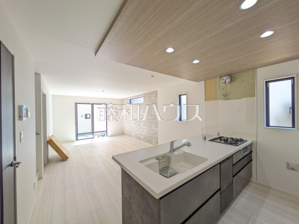 1号棟 キッチン 【国分寺市東戸倉1丁目】 1号棟 キッチン 【国分寺市東戸倉1丁目】