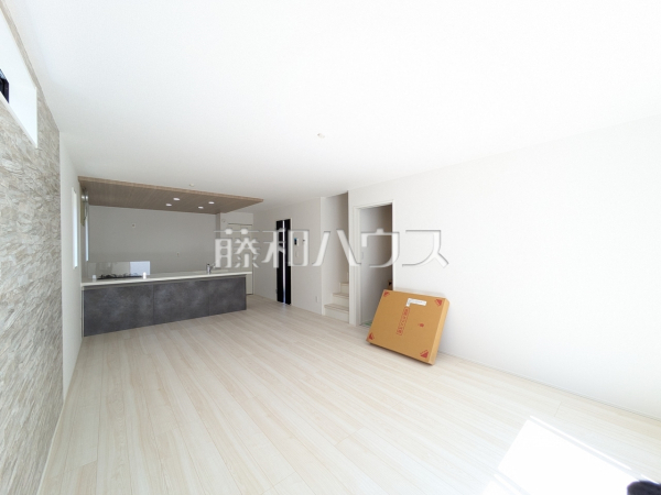 1号棟 リビング 【国分寺市東戸倉1丁目】 1号棟 リビング 【国分寺市東戸倉1丁目】