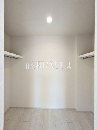 14号棟 ウォークインクローゼット 【八王子市石川町】 14号棟 ウォークインクローゼット 【八王子市石川町】