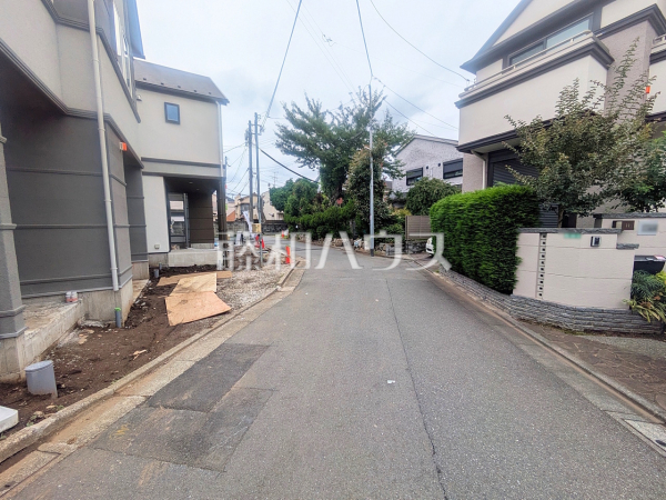 接道状況および現場風景 【練馬区石神井台3丁目】 接道状況および現場風景 【練馬区石神井台3丁目】