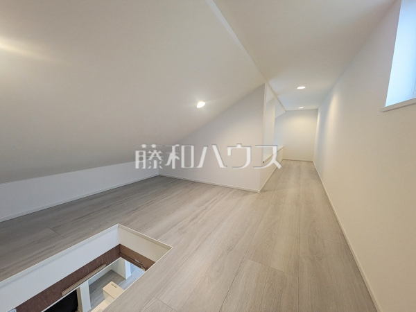 A号棟 小屋裏収納 【練馬区石神井台3丁目】 A号棟 小屋裏収納 【練馬区石神井台3丁目】