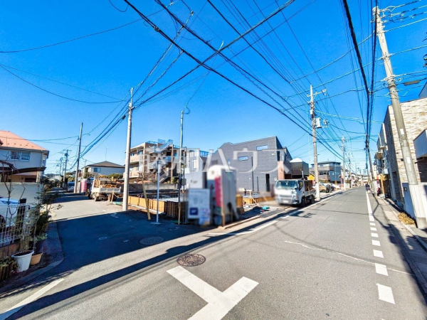 接道状況および現場風景 【練馬区下石神井4丁目】 接道状況および現場風景 【練馬区下石神井4丁目】