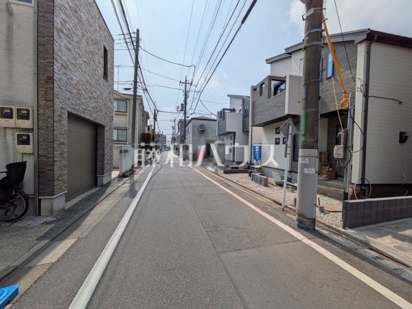 接道状況および現場風景 【練馬区下石神井4丁目】 接道状況および現場風景 【練馬区下石神井4丁目】