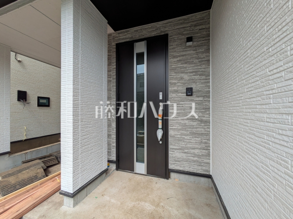 B号棟 玄関 【練馬区下石神井4丁目】 B号棟 玄関 【練馬区下石神井4丁目】