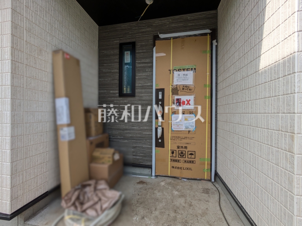 C号棟 玄関 【練馬区下石神井4丁目】 C号棟 玄関 【練馬区下石神井4丁目】