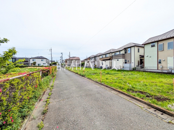 接道状況および現場風景 【小金井市貫井南町5丁目】 接道状況および現場風景 【小金井市貫井南町5丁目】