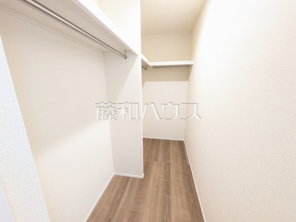 ウォークインクローゼット 【名古屋市北区西味鋺5丁目】 ウォークインクローゼット 【名古屋市北区西味鋺5丁目】