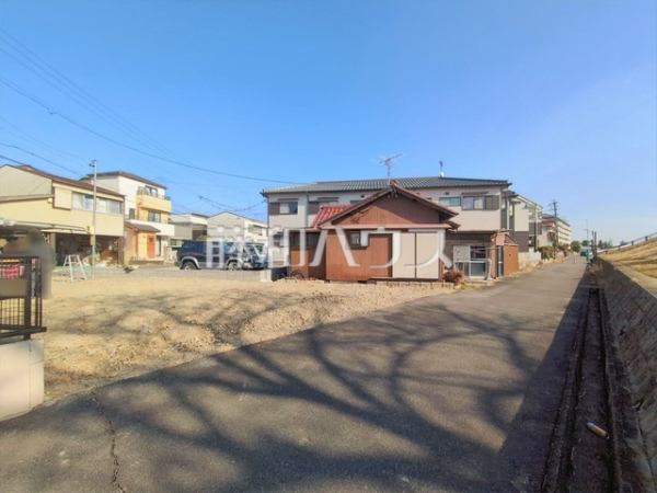 接道状況および現場風景 【名古屋市北区西味鋺5丁目】 接道状況および現場風景 【名古屋市北区西味鋺5丁目】