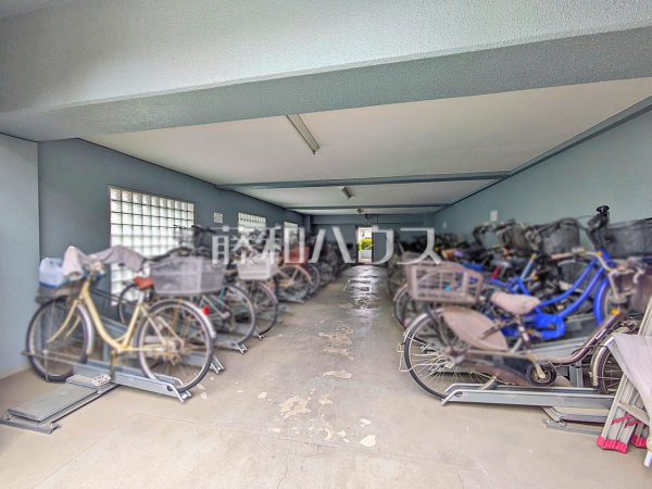 自転車置き場 【コスモ立川サングレイス】 自転車置き場 【コスモ立川サングレイス】