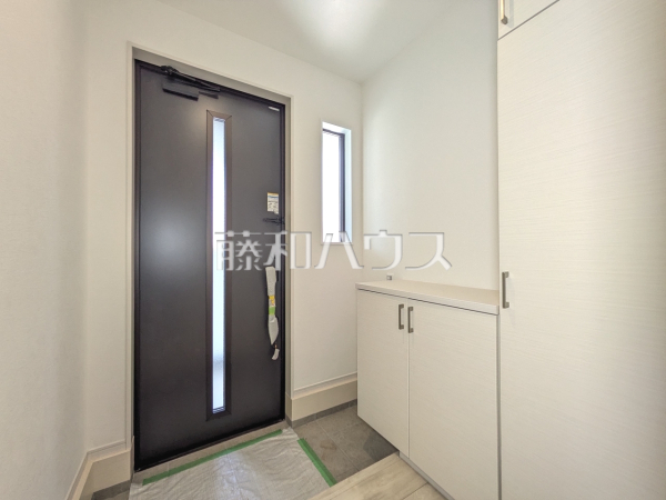 3号棟 玄関ホール 【武蔵村山市学園4丁目】 3号棟 玄関ホール 【武蔵村山市学園4丁目】