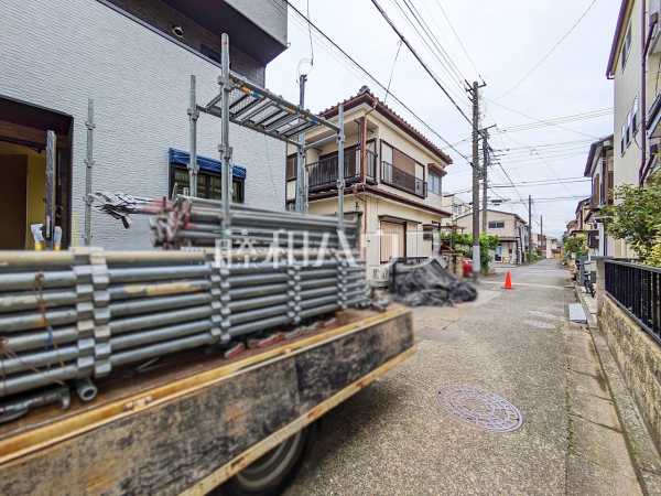 接道状況および現場風景 【新座市新座2丁目】 接道状況および現場風景 【新座市新座2丁目】