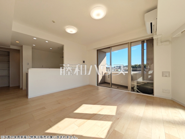 リビング 【日神パレステージ聖蹟桜ヶ丘】 リビング 【日神パレステージ聖蹟桜ヶ丘】