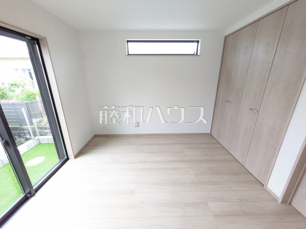 A号棟 リビングに隣接した居室 【春日井市高森台7丁目】 A号棟 リビングに隣接した居室 【春日井市高森台7丁目】