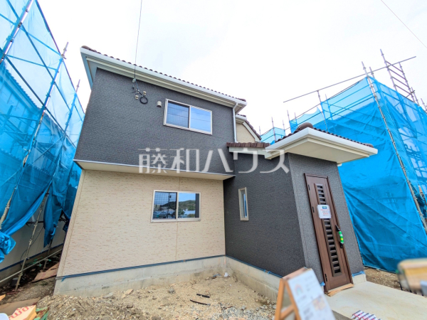 22号棟 外観 【豊見城市字渡橋名】 生活に溶け込むシンプルなデザインの外観が魅力の新邸です。 22号棟 外観 【豊見城市字渡橋名】 生活に溶け込むシンプルなデザインの外観が魅力の新邸です。