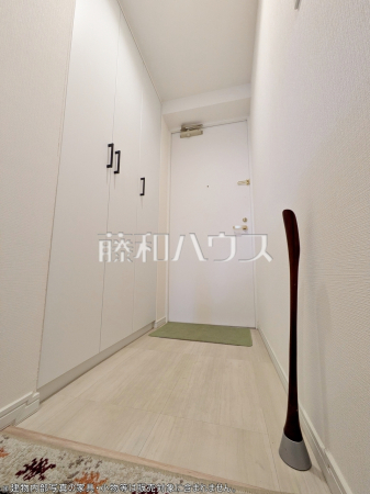 玄関ホール 【クリオ三鷹伍番館】 玄関ホール 【クリオ三鷹伍番館】