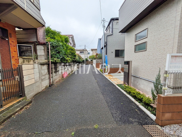 接道状況および現場風景 【杉並区下井草5丁目】 接道状況および現場風景 【杉並区下井草5丁目】