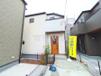 ≪3号棟 外観≫ 旗竿地は、小さなお子様が急に道路に飛び出てしまうことを防ぎます。安心してお庭で遊ぶことができますね。 【多摩市一ノ宮4丁目】 ≪3号棟 外観≫ 旗竿地は、小さなお子様が急に道路に飛び出てしまうことを防ぎます。安心してお庭で遊ぶことができますね。 【多摩市一ノ宮4丁目】