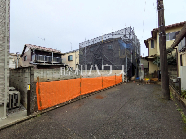 接道状況および現場風景 【武蔵野市西久保3丁目】 接道状況および現場風景 【武蔵野市西久保3丁目】
