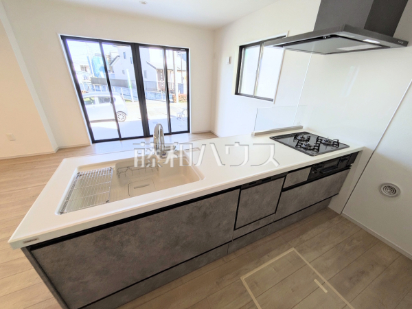 1号棟 キッチン 【府中市南町1丁目】 1号棟 キッチン 【府中市南町1丁目】