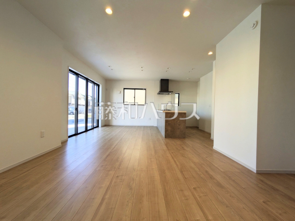 1号棟 リビング 【府中市南町1丁目】 1号棟 リビング 【府中市南町1丁目】