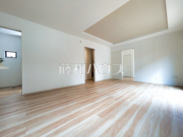 リビング 【八王子市北野台2丁目】 リビング 【八王子市北野台2丁目】