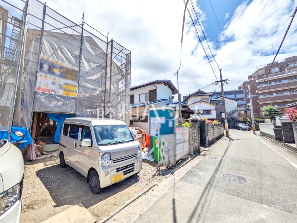 接道状況および現場風景 【福岡市早良区飯倉2丁目】 接道状況および現場風景 【福岡市早良区飯倉2丁目】
