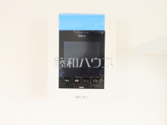防犯に役立つTVモニター付インターフォン 【調布ホームズ】訪問者がわかるTVモニター付インターホンは、お子様のお留守番にも活躍するかも?! 防犯に役立つTVモニター付インターフォン 【調布ホームズ】訪問者がわかるTVモニター付インターホンは、お子様のお留守番にも活躍するかも?!