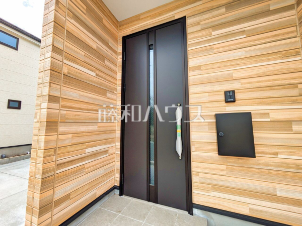 1号棟 玄関 【所沢市大字上安松】 1号棟 玄関 【所沢市大字上安松】