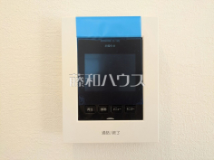 TVモニター付きインターホン訪問者がひと目で分かります TVモニター付きインターホン訪問者がひと目で分かります