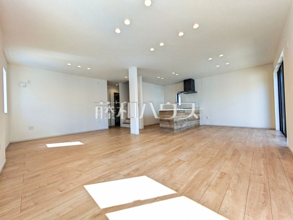 リビング 【八王子市めじろ台3丁目】 リビング 【八王子市めじろ台3丁目】