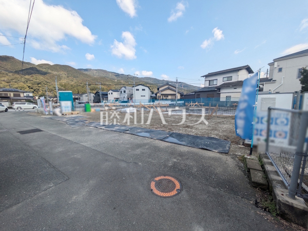 接道状況および現場風景 【福岡市早良区内野5丁目】 接道状況および現場風景 【福岡市早良区内野5丁目】