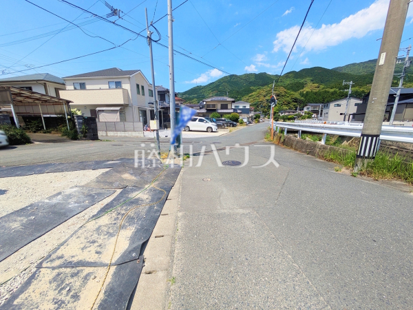 接道状況および現場風景 【福岡市早良区内野5丁目】 接道状況および現場風景 【福岡市早良区内野5丁目】