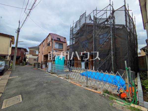 接道状況および現場風景 【調布市入間町2丁目】 接道状況および現場風景 【調布市入間町2丁目】