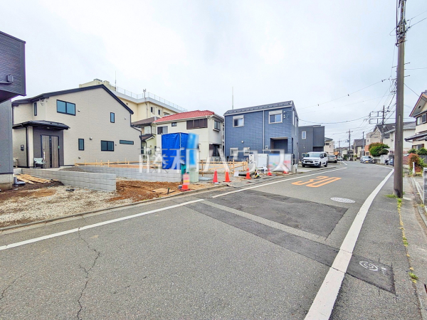 接道状況および現場風景 【東大和市南街3丁目】 接道状況および現場風景 【東大和市南街3丁目】