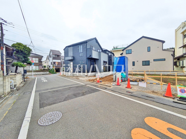 接道状況および現場風景 【東大和市南街3丁目】 接道状況および現場風景 【東大和市南街3丁目】