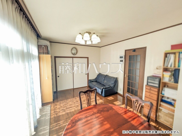 リビング 【東久留米市南沢1丁目】 リビング 【東久留米市南沢1丁目】