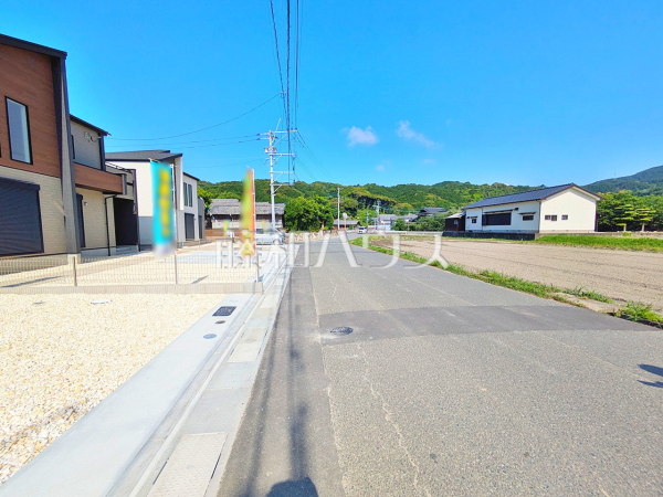 接道状況および現場風景 【福岡市西区今宿上ノ原】 接道状況および現場風景 【福岡市西区今宿上ノ原】